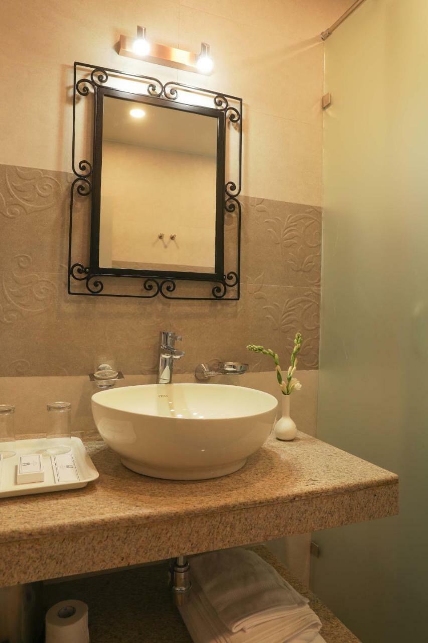 Inn The Mandeville Kolkata