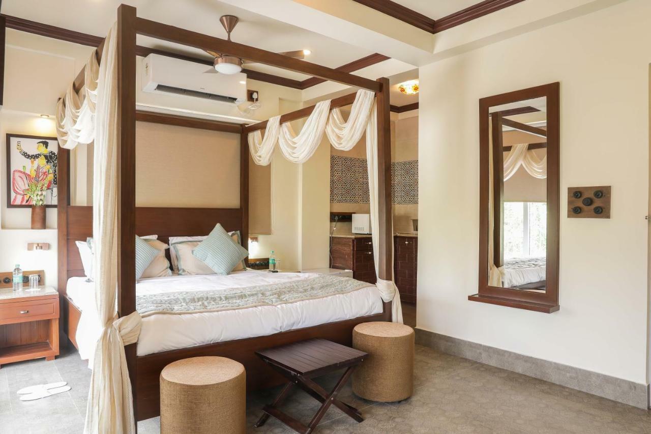 The Mandeville * Kolkata
